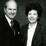 Russell-M-Nelson-Newsbio-Russell-and-Dantzel-1980s.jpg