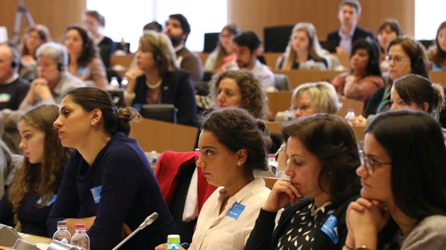Az Európai Parlament által és Az Utolsó Napok Szentjeinek Jézus Krisztus Egyháza támogatásával megrendezett "Nők a hitben: A vallás vagy hit szabadságának látásmódja" konferencia résztvevői Brüsszelben 2017. november 9-én.