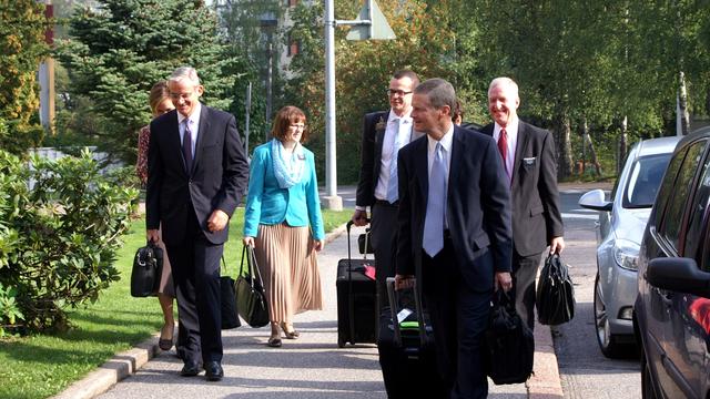 Bednar elder megérkezik Finnországba