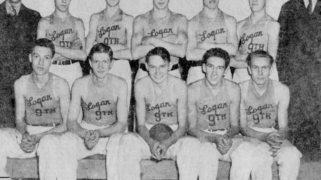 L. Tom Perry a Logan 9. Egyházközség csapatában kosarazott