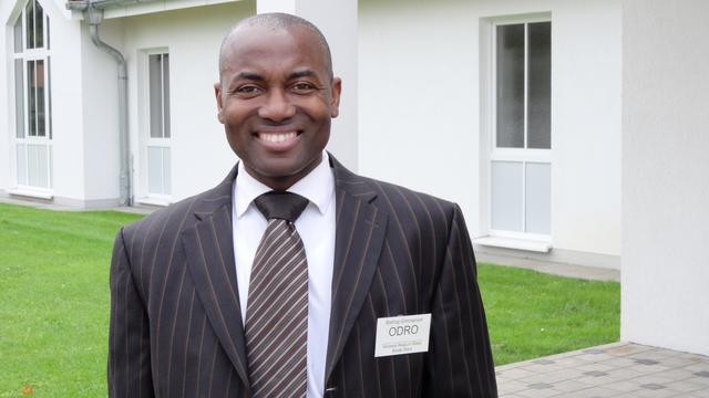 Emmanuel Odro püspök a Belgiumi Antwerpen Cövek Breda Egyházközségéből papsági gyűlésen vesz részt a németországi Offenbachban