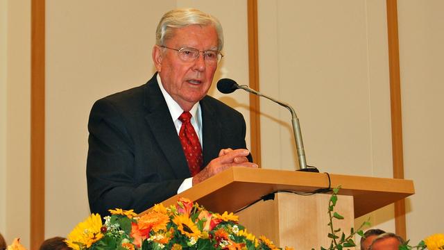 Elder Ballard OFFENBACHBAN